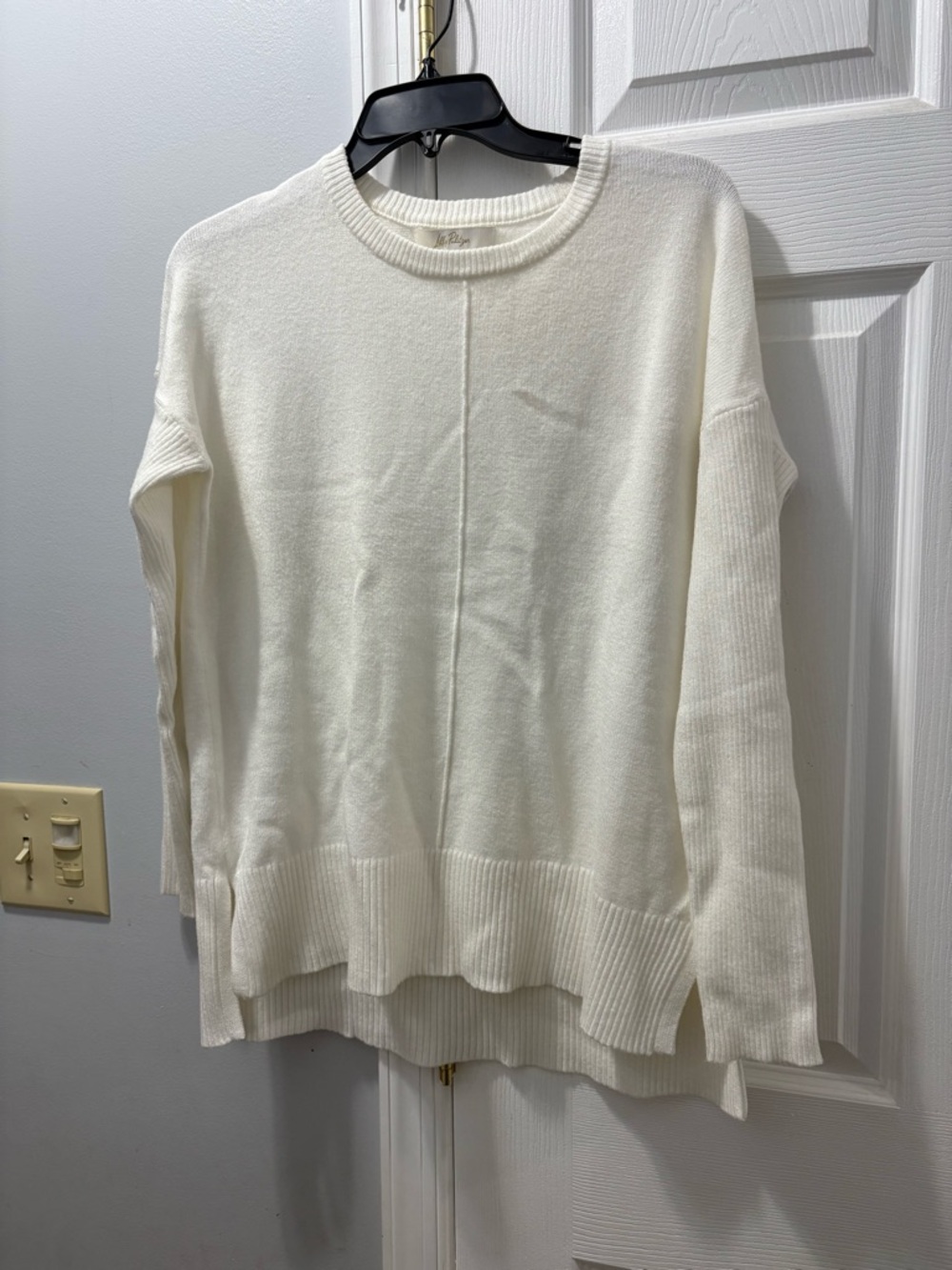 Lilly Pulitzer Cream Crewneck Sweater Size Medium